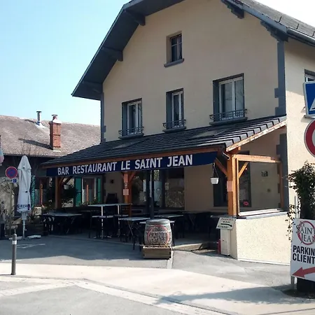 Le St Jean Bis Bed and Breakfast *